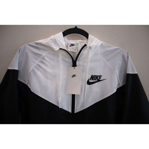 Nike AR3092-010 Women's Sz S Black/White Windrunner Hooded Jacket - Picture 3 of 11